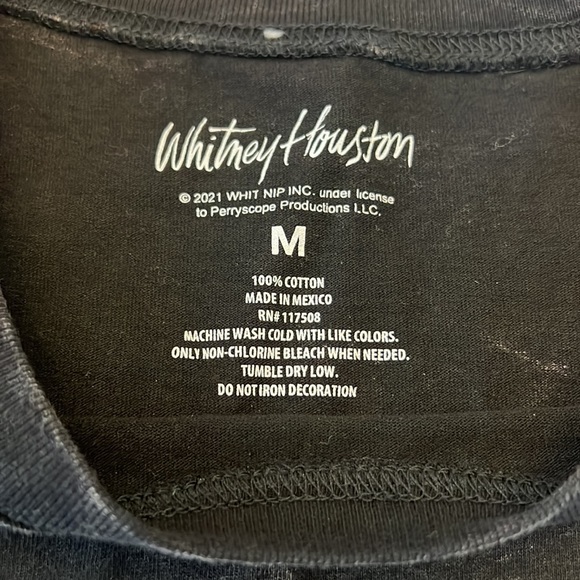 Whitney Houston I’m Every Women Graphic T New NWT Size Medium Sleeveless - Picture 3 of 6